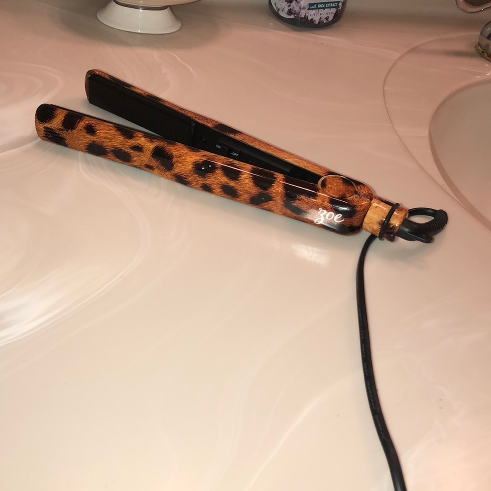 brand new flat iron!